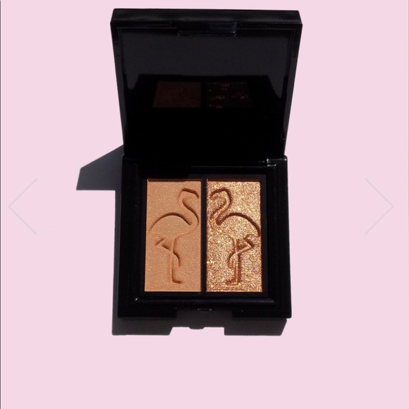 B. FUEGO EYE SHADOW DUO - Picture 2 of 4